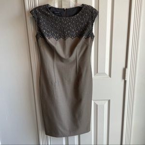 Jones New York dress size 4 taupe color